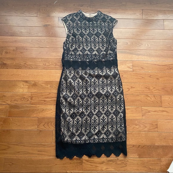 BLACK LACE DRESS - Picture 4 of 7